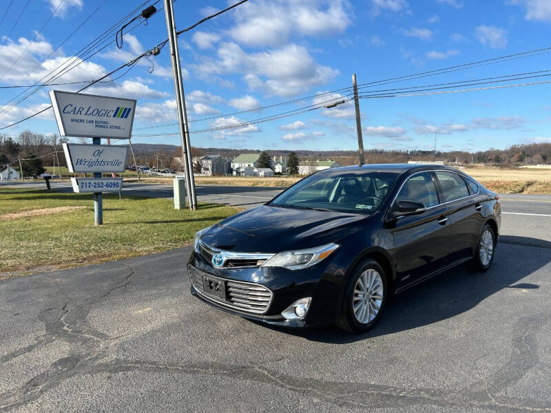 2014 Toyota Avalon XLE Touring Hybrid photo 22