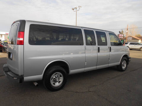 2017 Chevrolet Express LT 3500