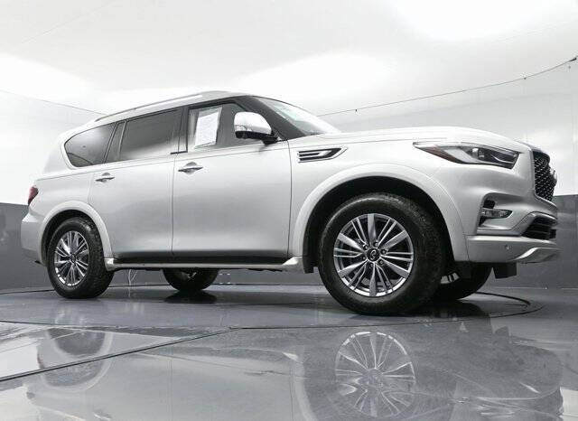 2021 Infiniti QX80 Luxe