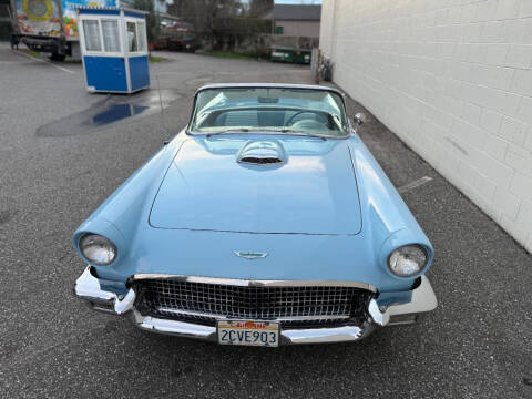 1957 Ford Thunderbird