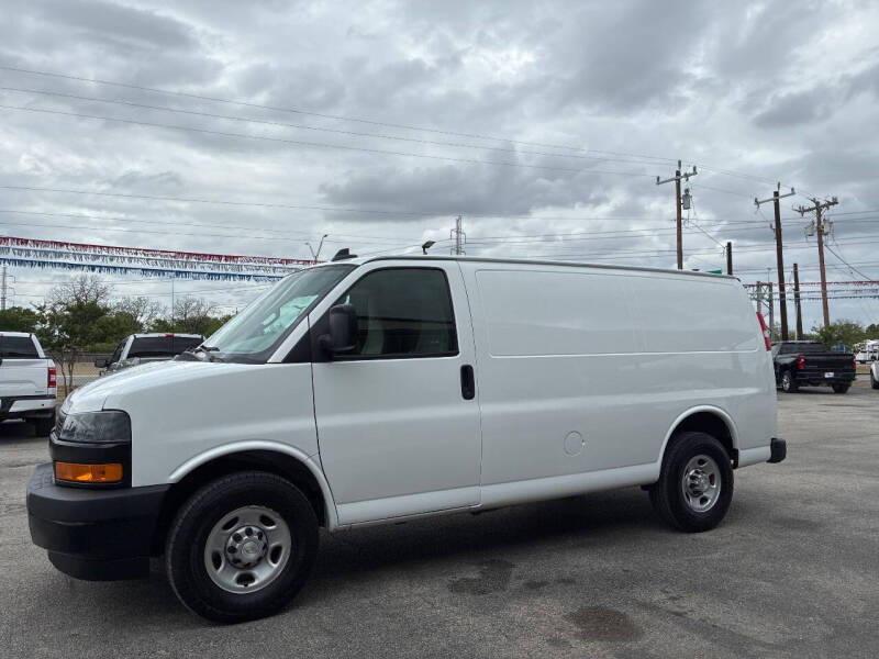 2021 Chevrolet Express 2500