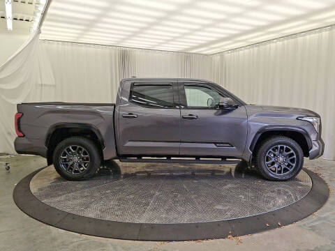 2022 Toyota Tundra Platinum