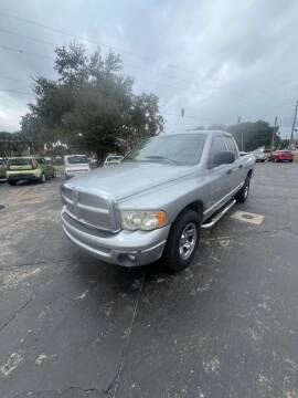 2003 Dodge Ram 1500 for sale at BSS AUTO SALES INC in Eustis FL