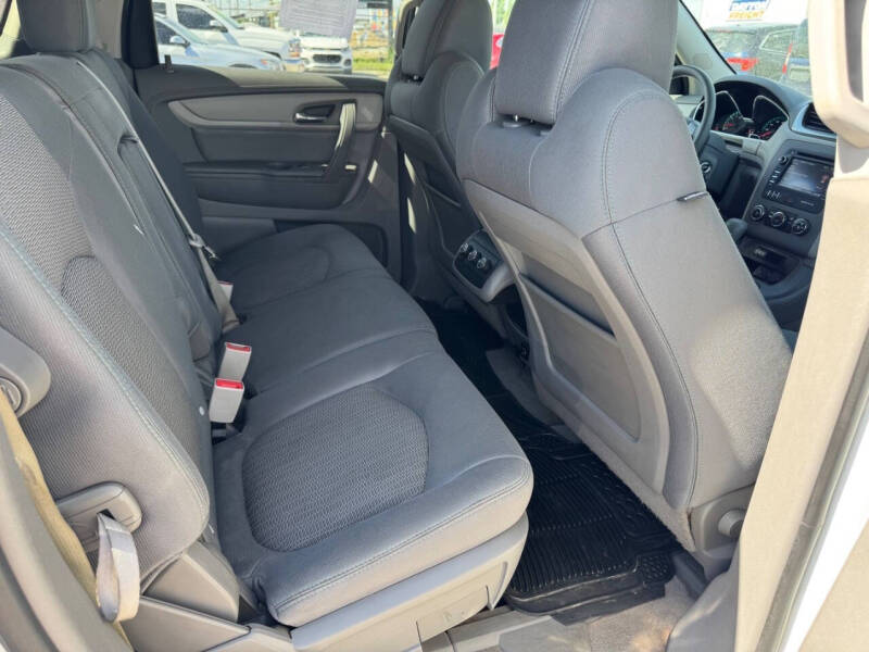 2017 Chevrolet Traverse LS