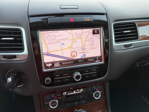 2013 Volkswagen Touareg TDI Lux