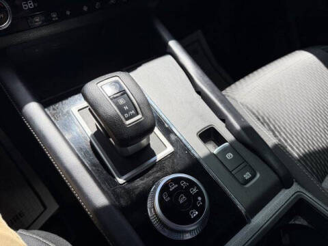 2022 Mitsubishi Outlander ES