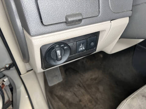 2010 Mercury Milan I-4