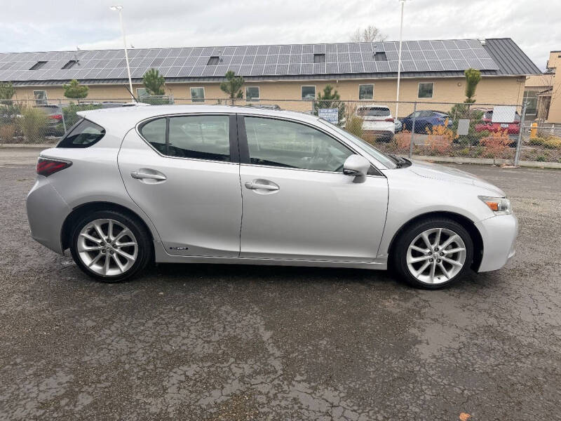 2011 Lexus CT 200h Premium