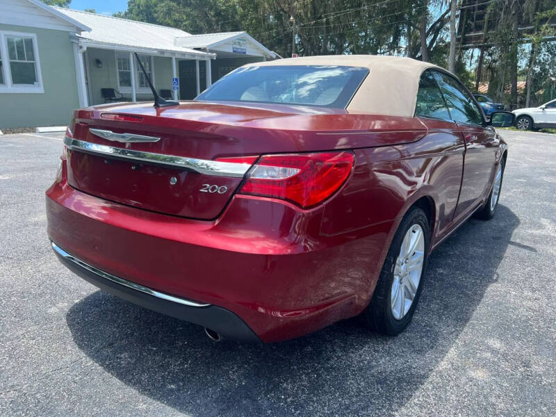 2012 Chrysler 200 Touring