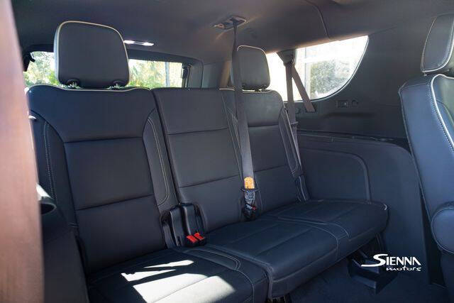 2021 GMC Yukon XL SLT