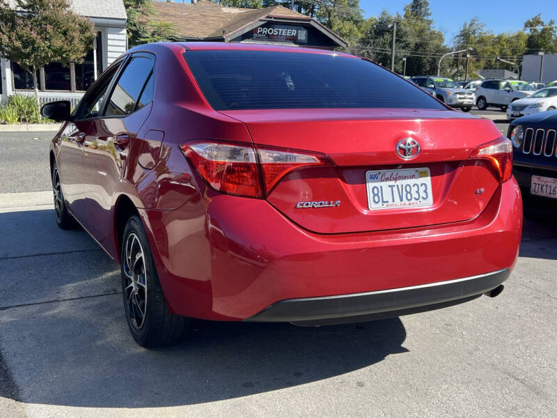 2017 Toyota Corolla LE