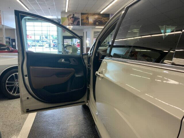2019 Chrysler Pacifica Limited