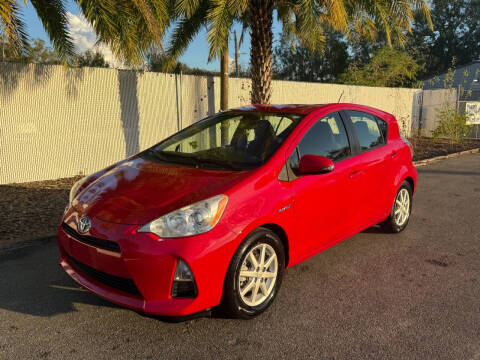 2013 Toyota Prius c