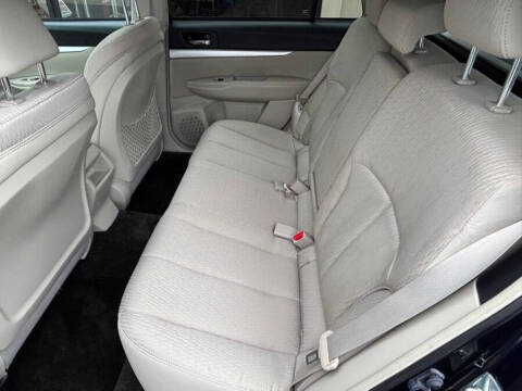 2012 Subaru Outback 2.5i Premium
