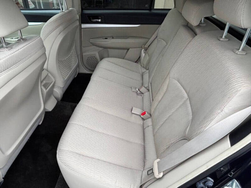 2012 Subaru Outback 2.5i Premium