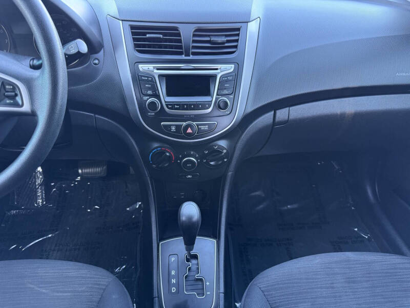 2015 Hyundai Accent GS