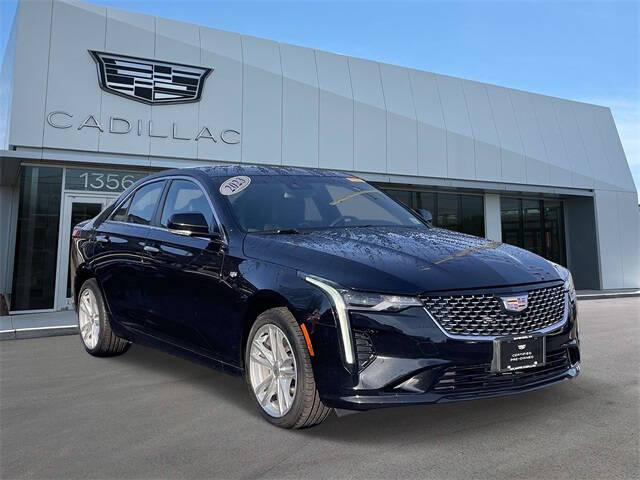 2023 Cadillac CT4 Luxury