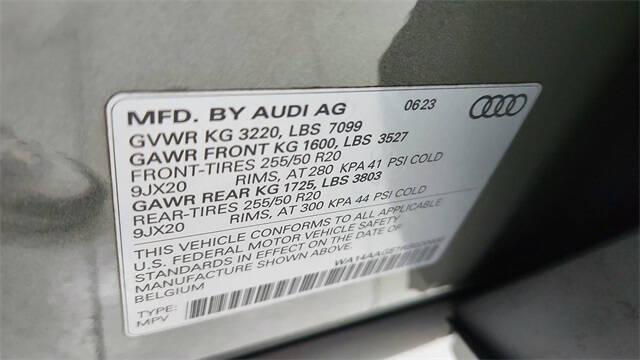 2024 Audi Q8 e-tron quattro Premium