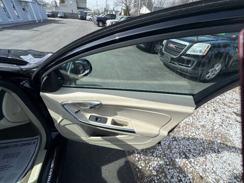 2014 Volvo S60 T5 Platinum