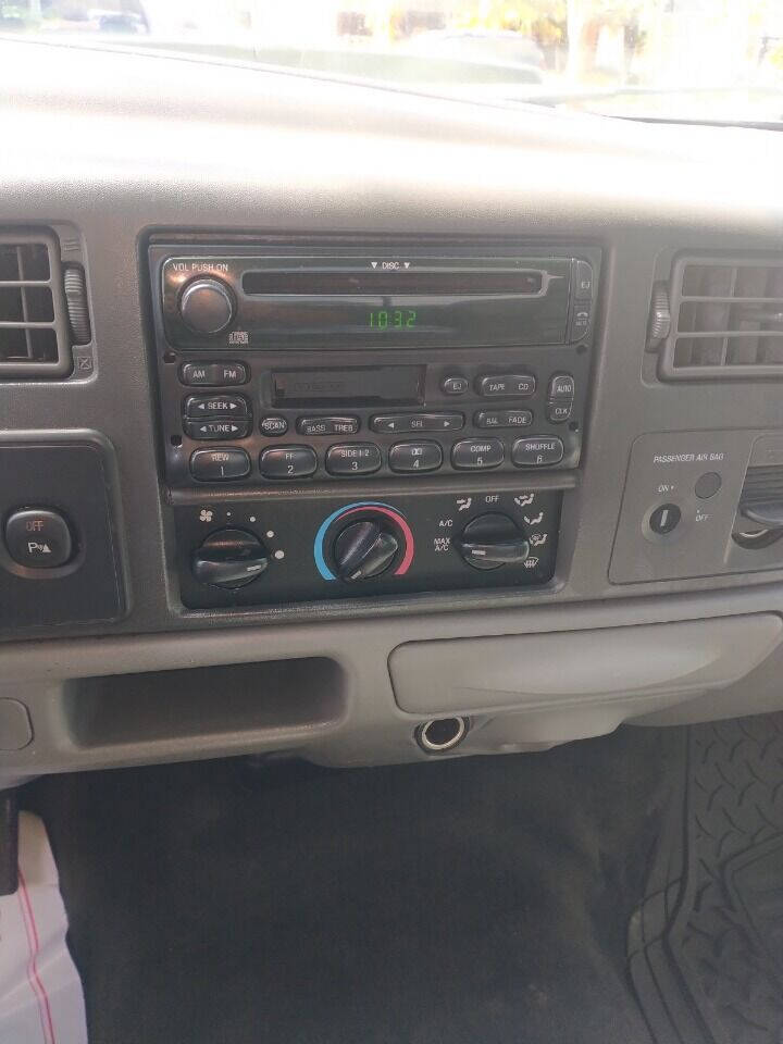 2004 Ford F-250 Super Duty  - $8,950