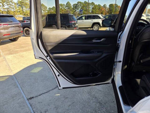 2025 Jeep Grand Cherokee L Altitude X