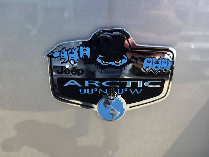 2012 Jeep Wrangler Arctic
