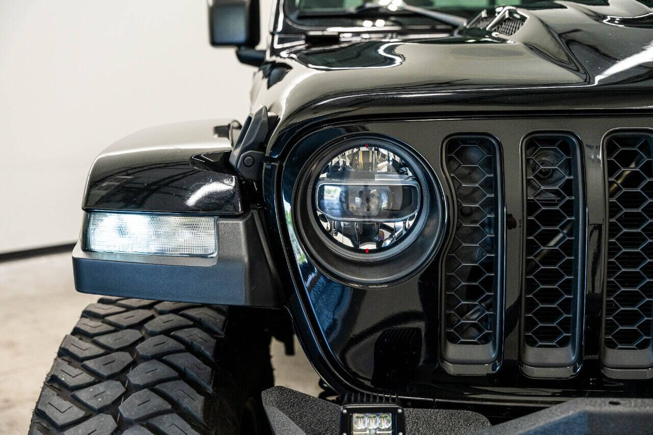 2020 JEEP Gladiator Pickup - $54,999