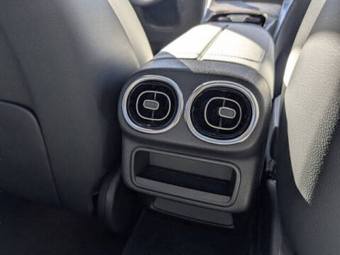 2023 Mercedes-Benz GLC GLC 300