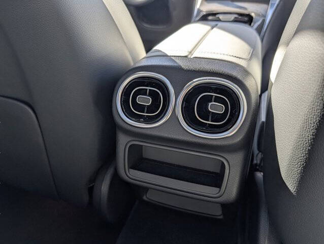 2023 Mercedes-Benz GLC GLC 300