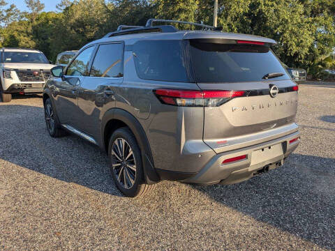 2026 Nissan Pathfinder Platinum