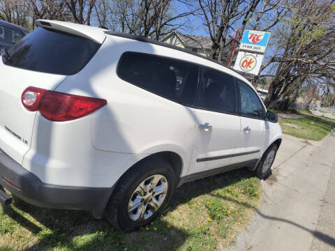 2011 Chevrolet Traverse LS