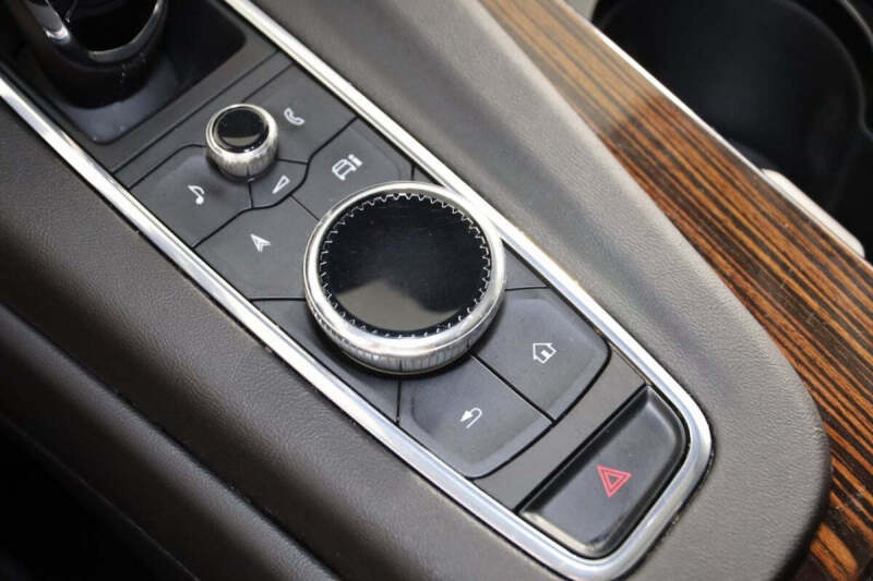 2022 Cadillac Escalade ESV Premium Luxury