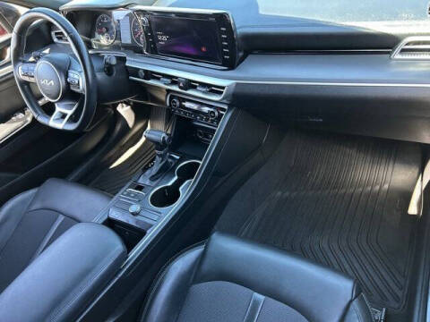 2023 Kia K5