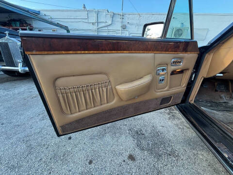 1987 Rolls-Royce Corniche