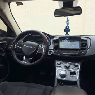 2016 Chrysler 200
