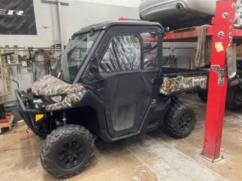 2024 Can-Am Defender