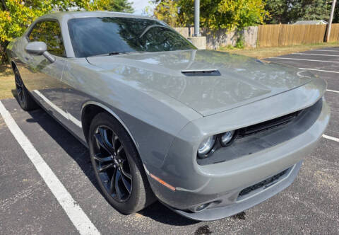 2018 Dodge Challenger SXT Plus