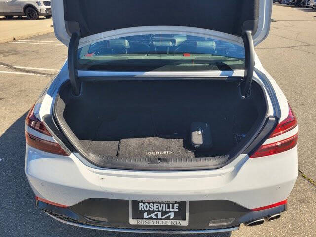 2023 Genesis G70