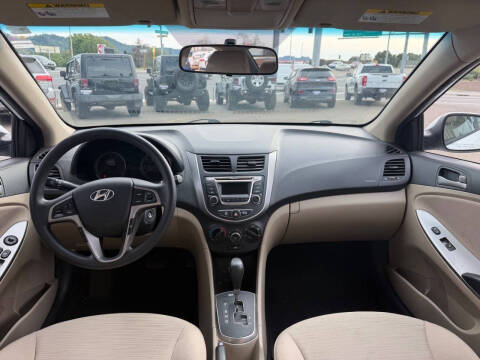 2016 Hyundai Accent SE