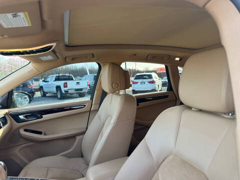 2016 Porsche Macan S