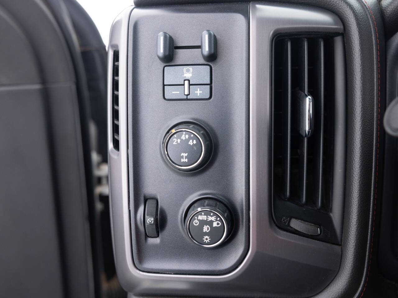 Used Car 2015 Gmc Sierra 2500hd  Slt 4x4 4dr Crew Cab Lb For Sale Under $35,000 In Coal City, Illinois