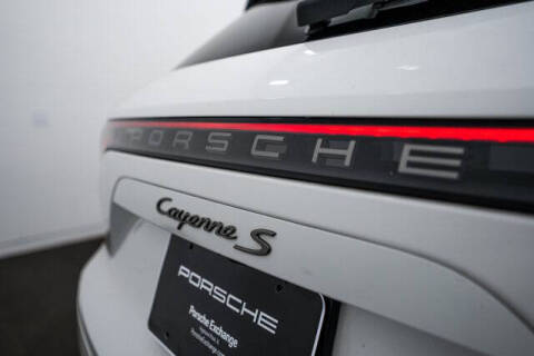 2023 Porsche Cayenne S Platinum Edition