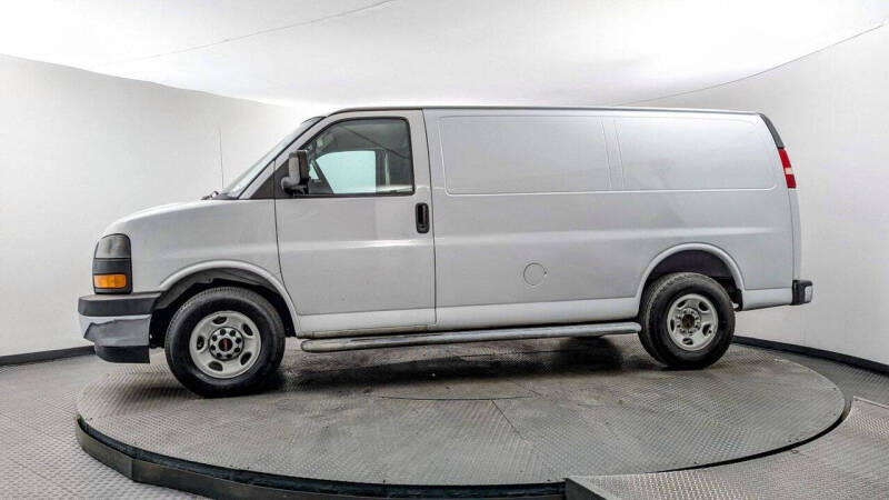 2017 GMC Savana 2500
