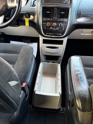 2016 Dodge Grand Caravan SE