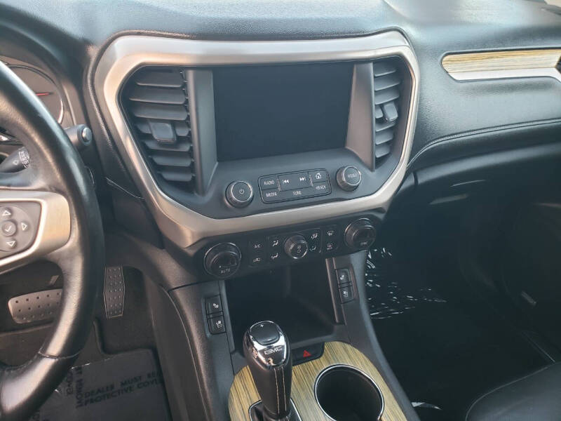 2019 GMC Acadia Denali