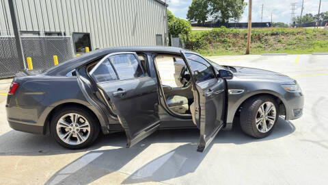 2015 Ford Taurus SEL