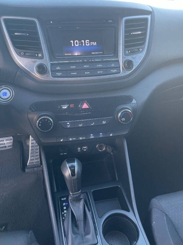 2017 Hyundai Tucson Night