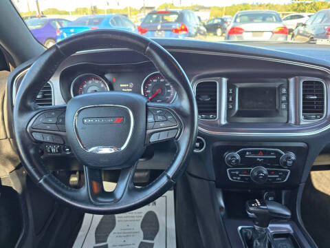 2015 Dodge Charger SE