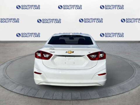 2017 Chevrolet Cruze LT Auto