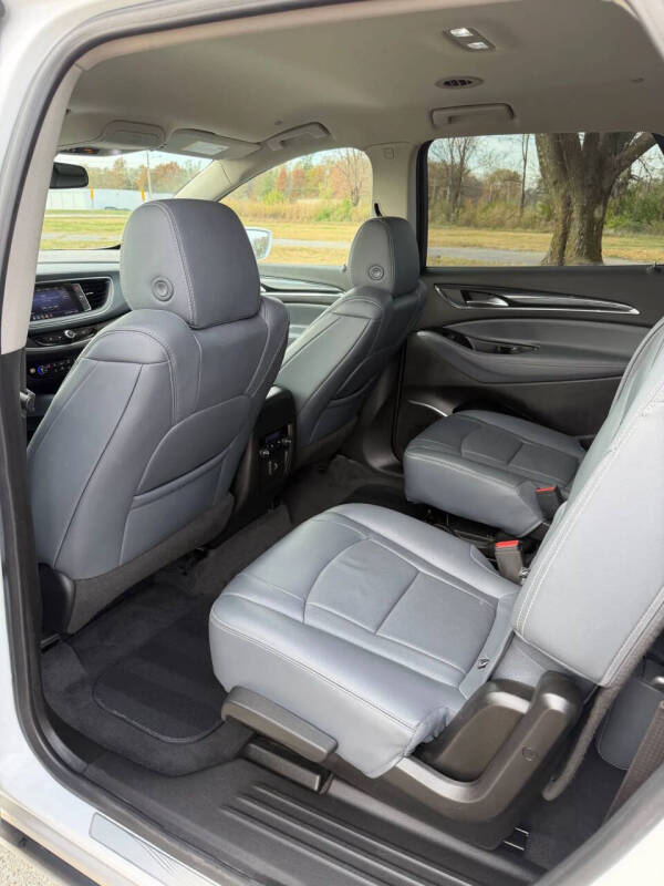 2020 Buick Enclave Essence